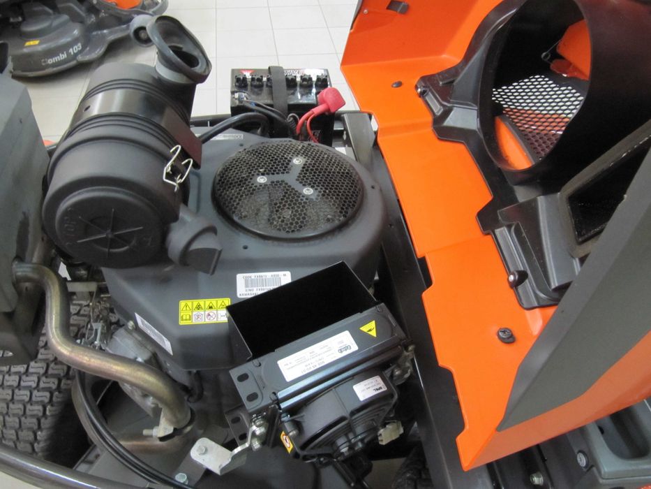 Traktorek Kosiarka Rider Husqvarna P 524 AWD 4X4 KAWASAKI