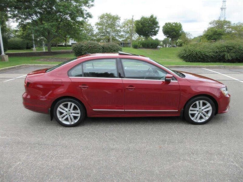 Volkswagen Jetta      2017