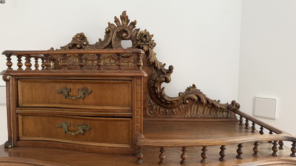 Pałacowy kabinet Rococo | Ręcznie malowany | XIX wiek witryna komoda konsola kresens