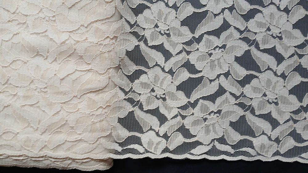 Koronka taśma na tiulu nie używana