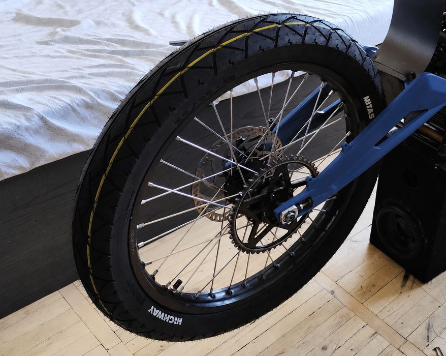 Колеса r19 Sur-Ron Light bee X Шини слік Mitas Highway H-14 90/90-19