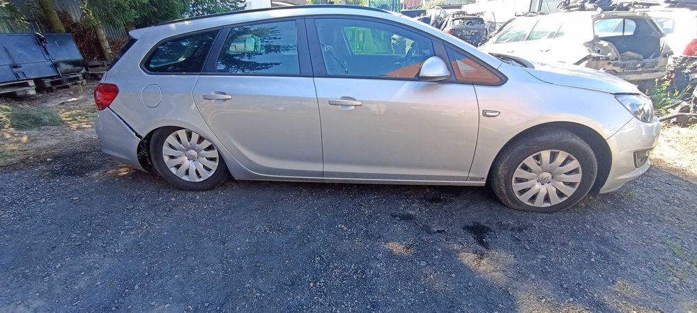 opel astra J eco flex 1.6 cdti B16DTL lak z176 samochód na części