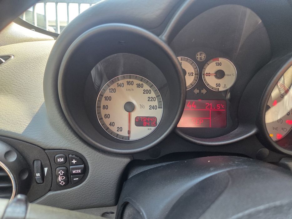 Alfa Romeu.. GT..