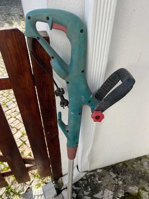 Roçadora eletrica bosch