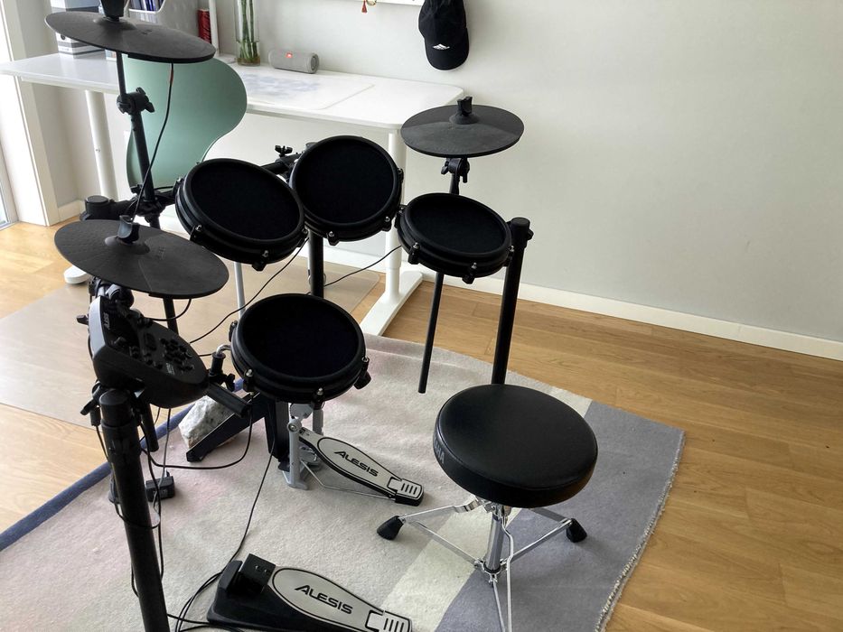 Alesis Nitro Mesh Kit