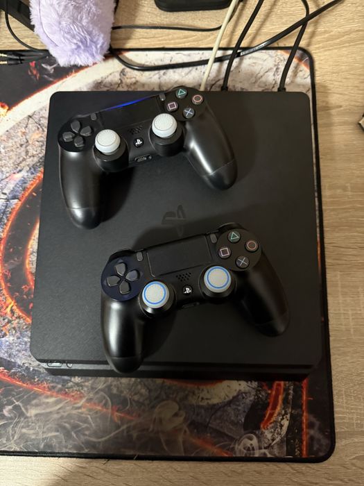 Konsola ps4 z nowym dyskiem SSD