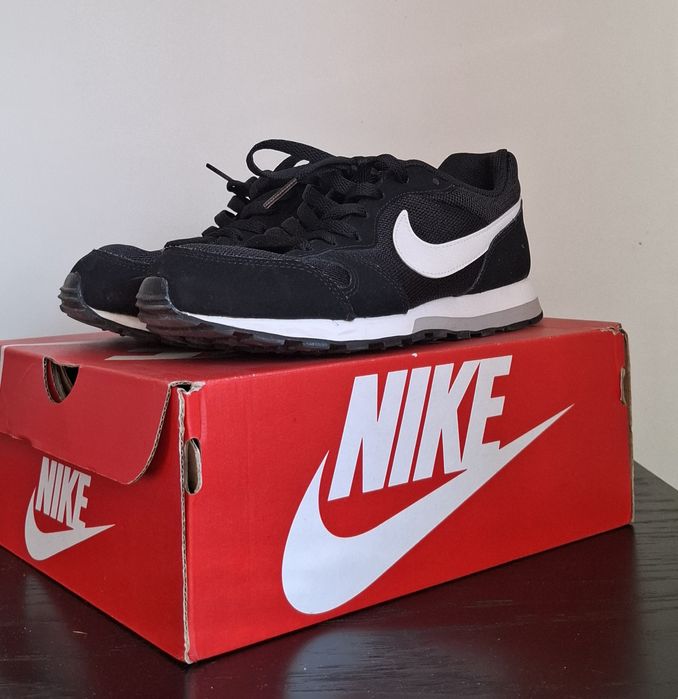 Sapatilhas Nike pretas, 37,5