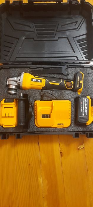 Акумуляторна болгарка VOLLYX