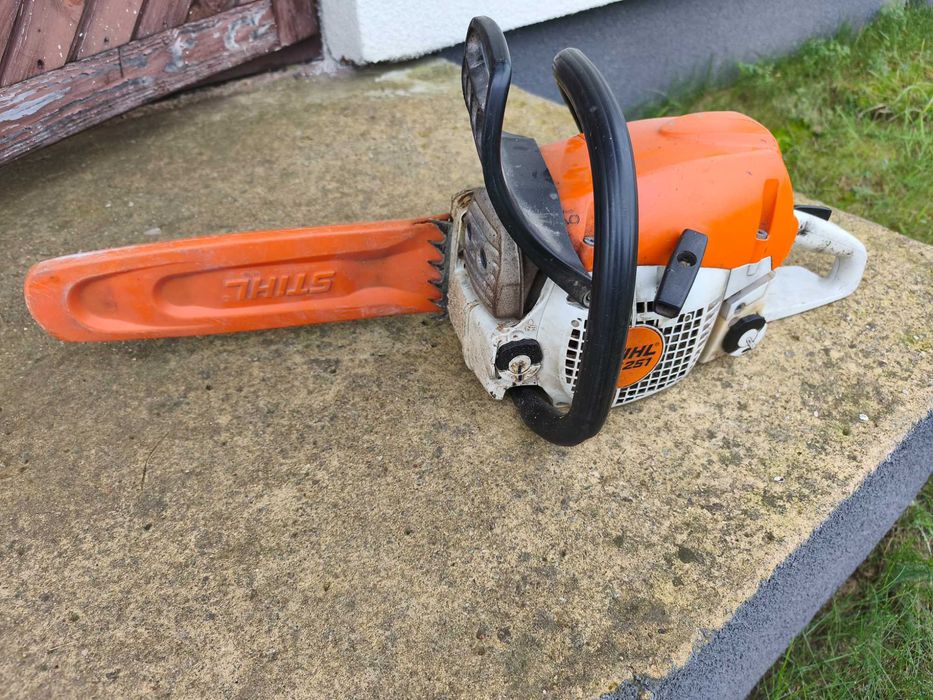 Piła spalinowa Stihl MS251