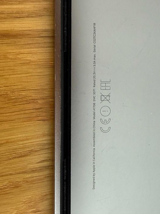 MacBook Pro 13,2. A1706 i5/16G/500G