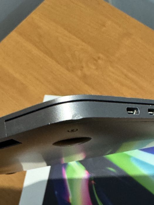 Macbook pro m1 2020 8/256