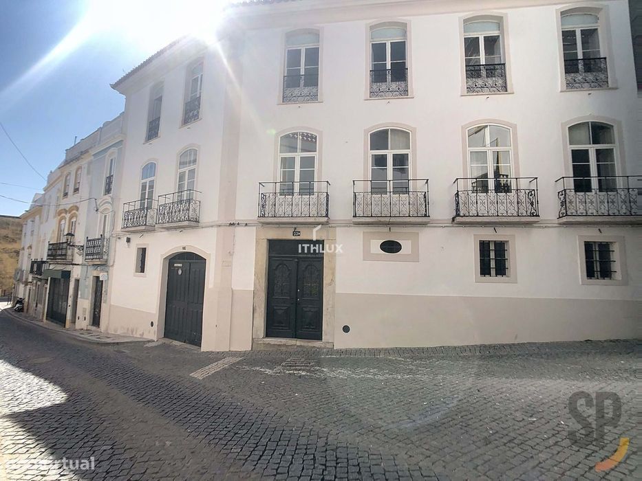 Viver ou Investir no Coração de Elvas – Um Imóvel Único com Potencial