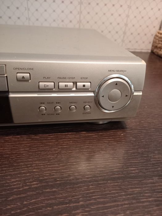 DVD LG modelo DVD4210 avariado  para peças peças