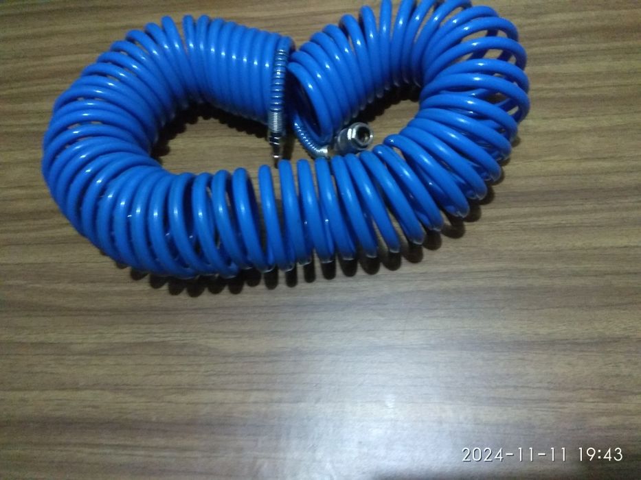 Спіральний шланг поліуретановий 6.5х10мм, 20м  INTERTOOL PT-1713