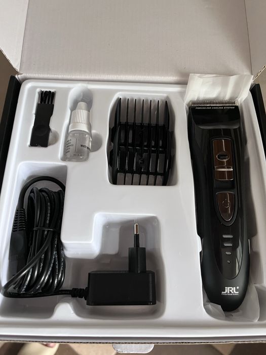 Профессиональная машинка для стрижки JRL Fresh Fade 1090