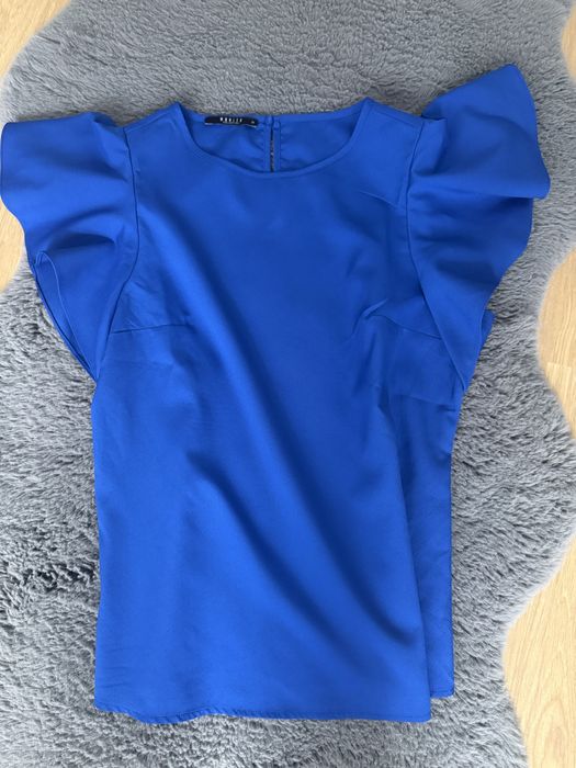 Elegancka bluzka z krótkim rękawem Mohito