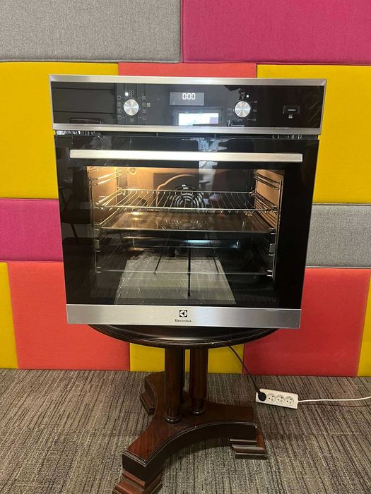 Piekarnik elektryczny parowy Electrolux EOD5C70X jak nowy SteamBake600