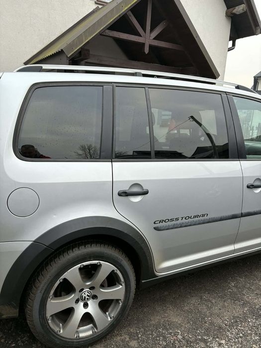 Vw touran / touran cross 1.9  2008