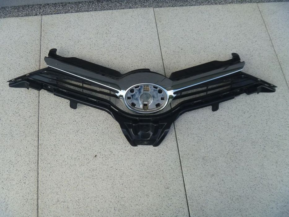 toyota auris ii lift 2015 atrapa chłodnicy oryginał 53100-02880