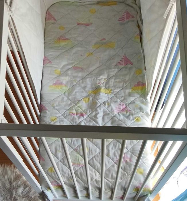 Dá-se Berço Happybear e colchão