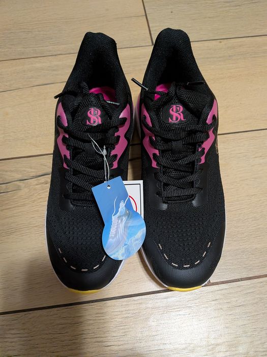 Nowe pantofle sneakersy sportowe turystyczne 39/40