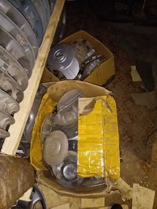 Колпак Рено Мерседес Форд Шкода ПежоФольцОпельТойотаКіаТеслаХондаХюнда