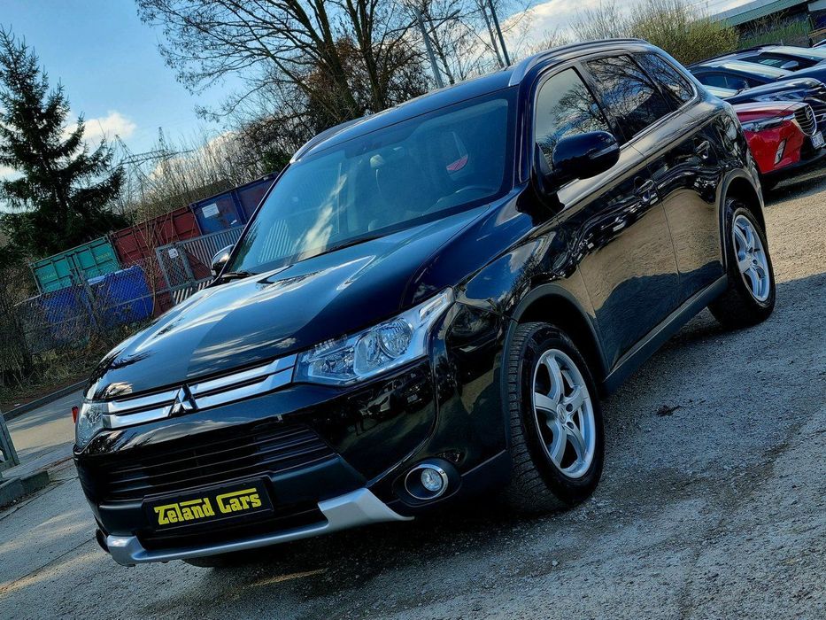 Mitsubishi Outlander 4x4 Serwis Navi Parktronic Kamera Tempomat Bluetooth Gwarancja!