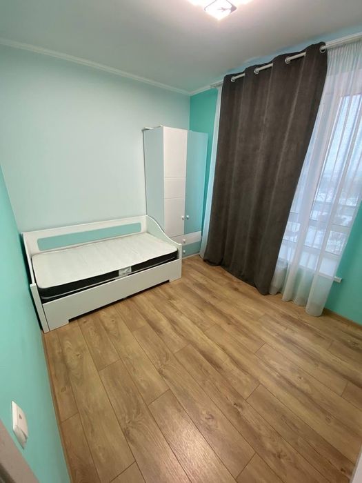 Здам 2-х кв,Святопетрівське,Б-р Л.Украінки 10-в