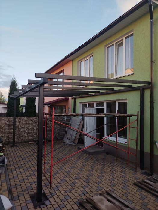 Зварювальні роботи. Зварювальник, зварний, сварщик, зварщик.