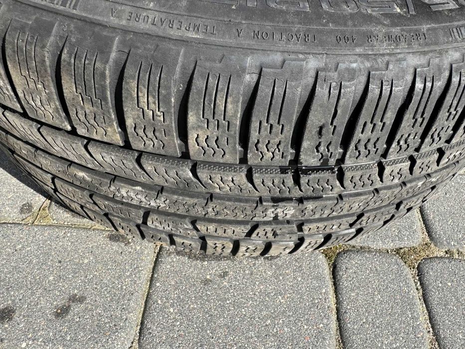 Sprzedam felgi BMW F30 f31 E90 E91 E46 r17