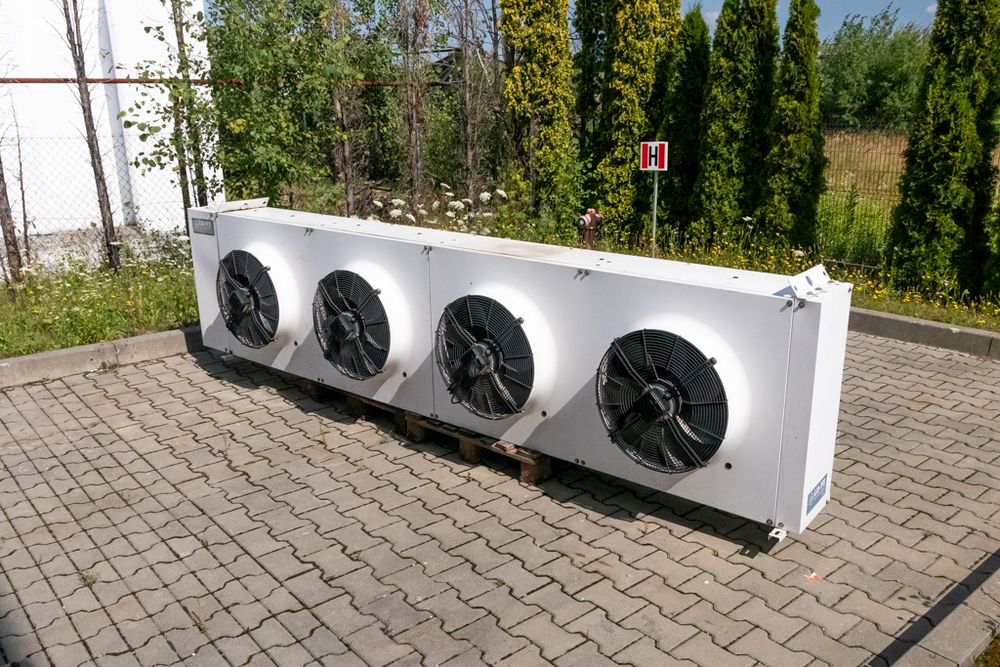 Skraplacz chłodniczy LU-VE model EAV6S 7540 V/V