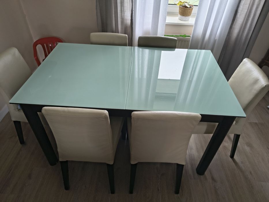 Stół + 6  vinotti drewno plus szklany blat