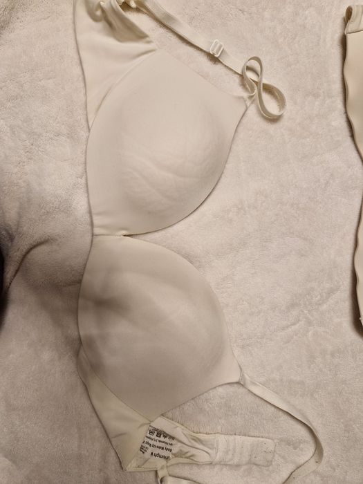 biustonosz triumph 3 sztuki 70 B/C