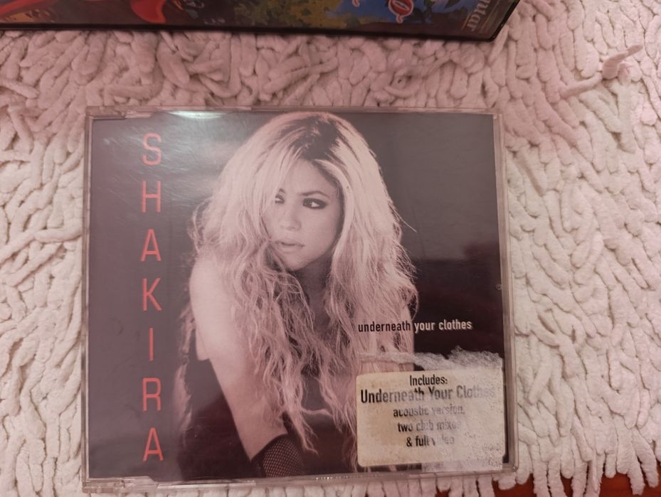 CD original shakira