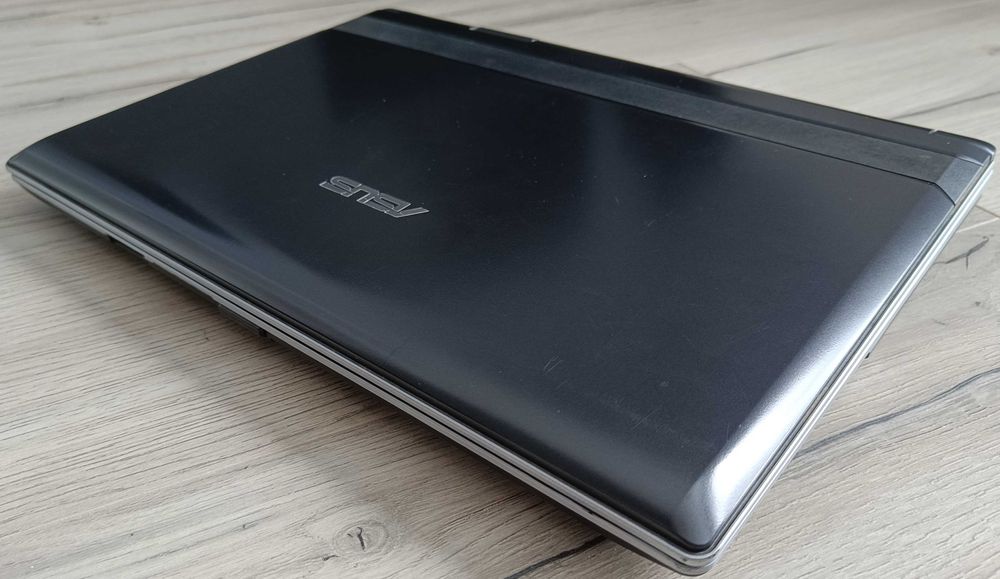 Laptop ASUS C2D T7500 ATI X1100 2GB RAM HDD 250GB WIFI Bateria