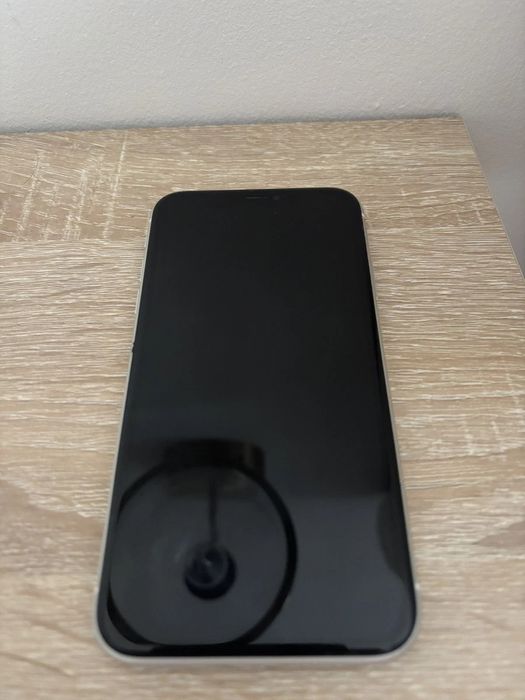 iPhone 11 64gb bateria 85%