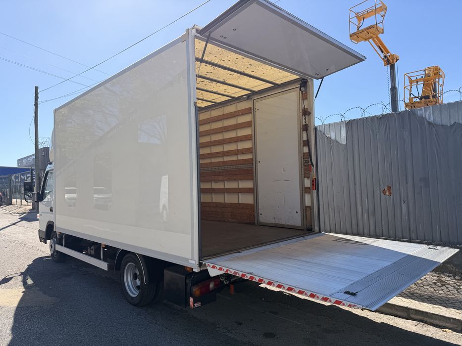 FUSO CANTER 3500kg 3.0 130cv 12/2010 Excelente Estado c/Bascula ###OPORTUNIDADE###