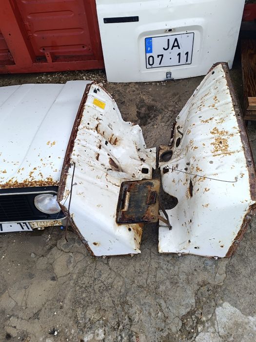 Renault 4l com documentos e selo em dia