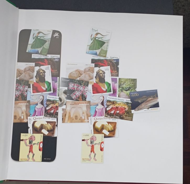 Livro de coleção de selos anual