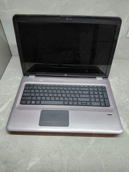 HP Pavilion dv7-4100er під відновлення. Вмикається, без зображення