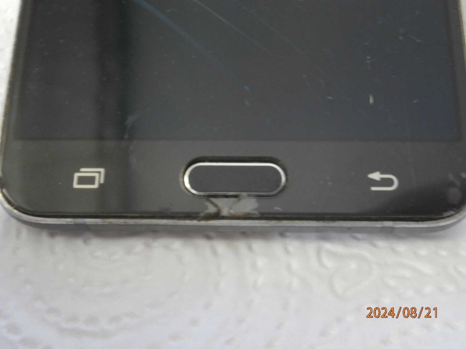 Samsung Galaxy J7 - z defektem - czytaj opis