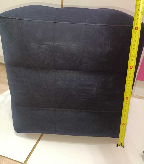 Надувна подушка для ніг для подорожей