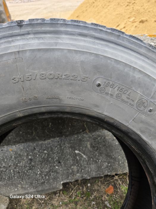 Pneus 315/80/22.5