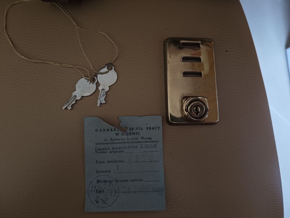 Skórzana teczka Amerykanka 1968r. uszkodzone zapięcie