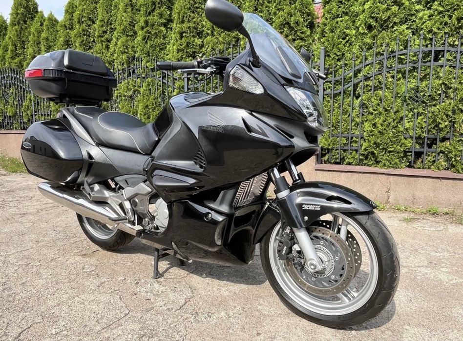 Honda NTV 700  super stan