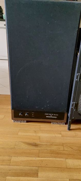 Colunas Marantz P1230