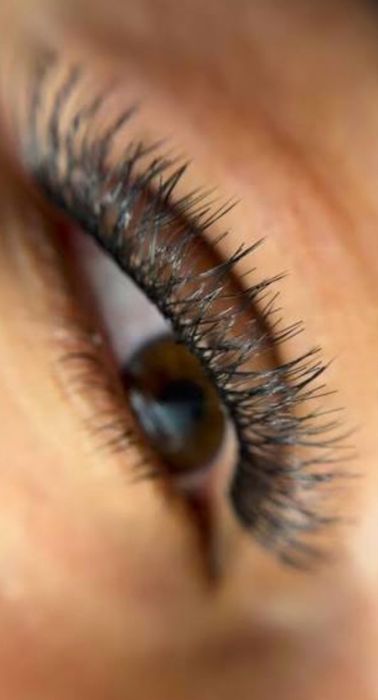 Esteticista e desgner de sibralha