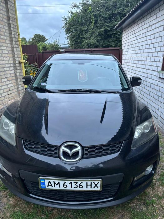 Продам мазду.           Срочно
