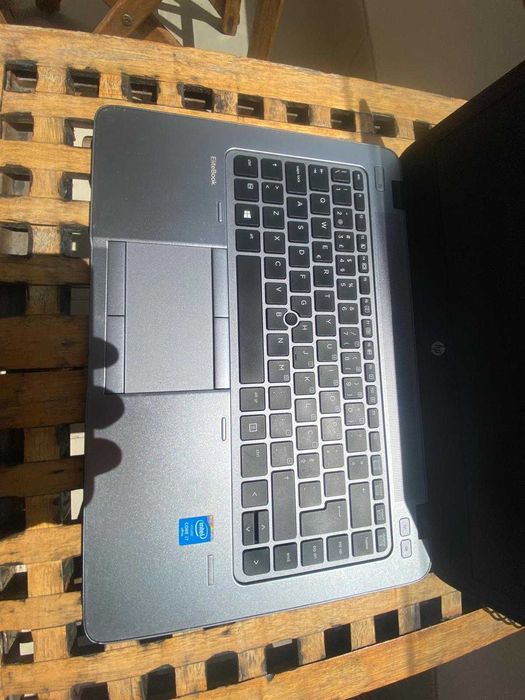 Portátil HP elitebook 840 | I7 | 1TB SSD |  |NEGOCIÁVEL|