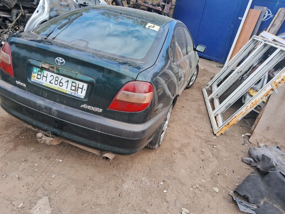 Toyota Avensis T22